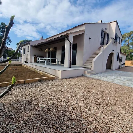 L'abri Cotier On St Cyprien Lecci