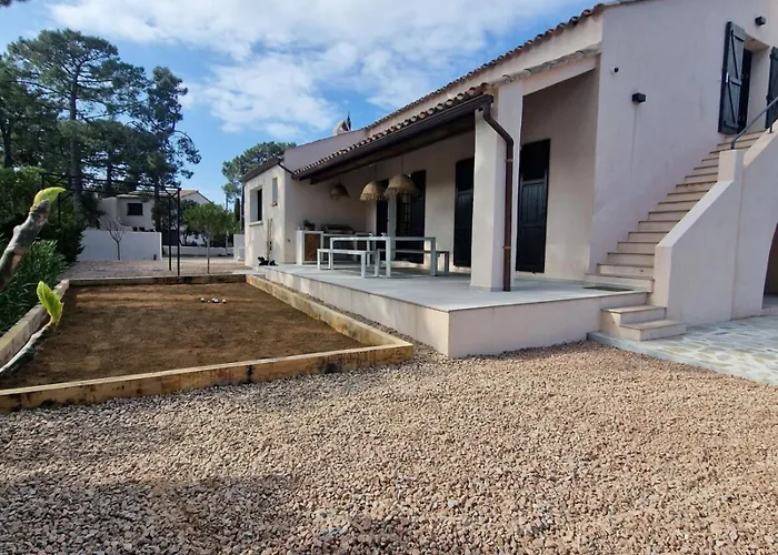 L'abri Cotier On St Cyprien Lecci