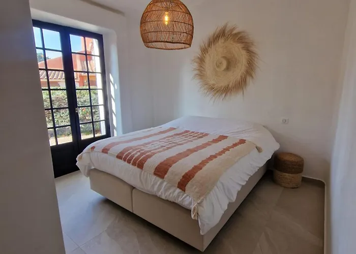 L'abri Cotier On St Cyprien Lecci