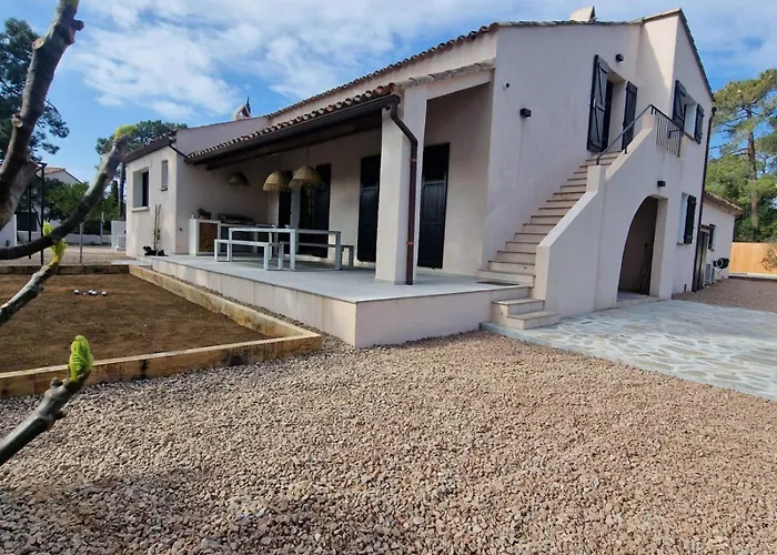 L'abri Cotier On St Cyprien Lecci